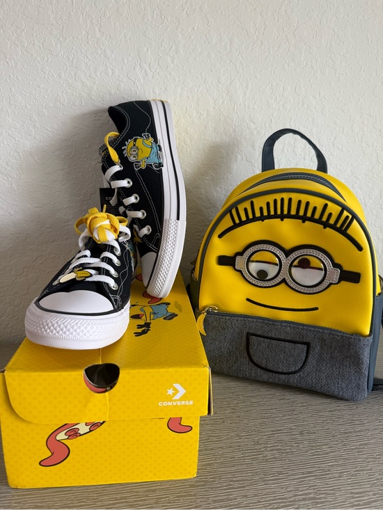 Converse Shoes - New Womens Sz 8 Converse Black & Yellow Minion Shoes with Minion Backpack